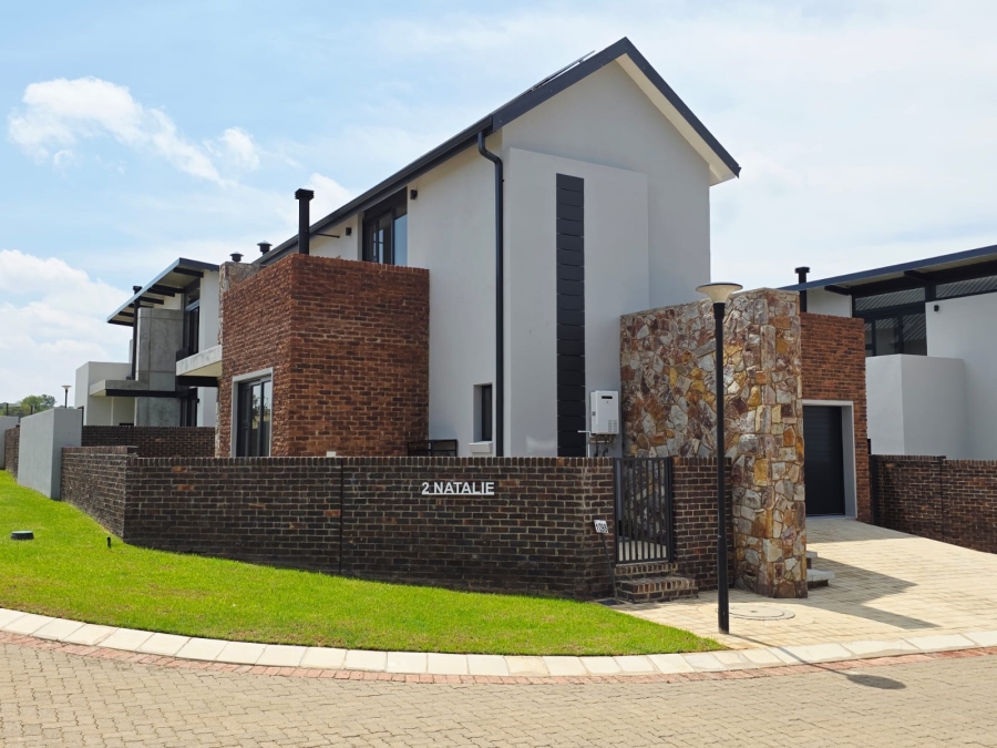3 Bedroom Property for Sale in Helderzicht Eco Estate North West